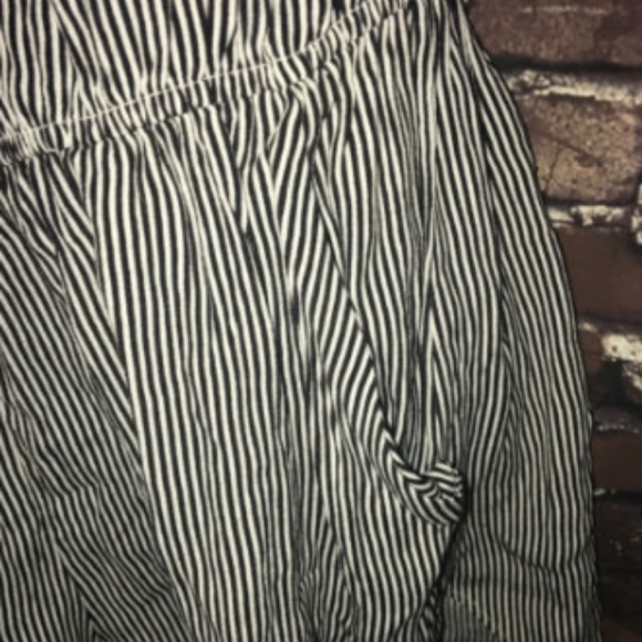 Flynn Skye Bae Romper Size S 100% Challis - Picture 3 of 6